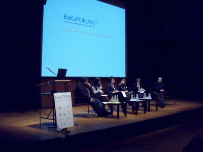 Elina Megalou, Manager of the EduTubePlus project with other panelists at BaKaFORUM Elina Megalou, Manager of the EduTubePlus Project with other panelists at BaKaFORUM