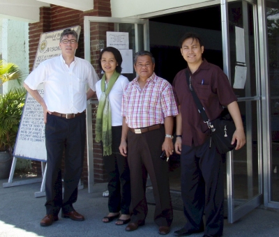 Visiting the University of Northern Philippines in Vigan: M. Vanbuel, A. Bualat (World Bank Manila), Dr. L. Tacbas (President UNP), N. Ramirez (Dept. of Finance) Visiting the University of Northern Philippines in Vigan