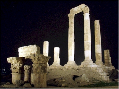 Heracles Temple in Amman by night Heracles Temple in Amman by night