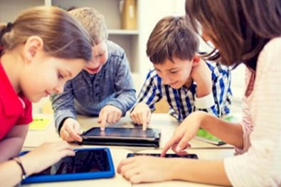 DICHE: providing digital tools and resources to support cultural education DICHE: providing digital tools and resources to support cultural education
