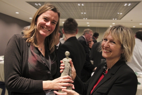 Ros Smith (BBC) receiving the MEDEA Statuette from Kathy Lindekens (VRT)